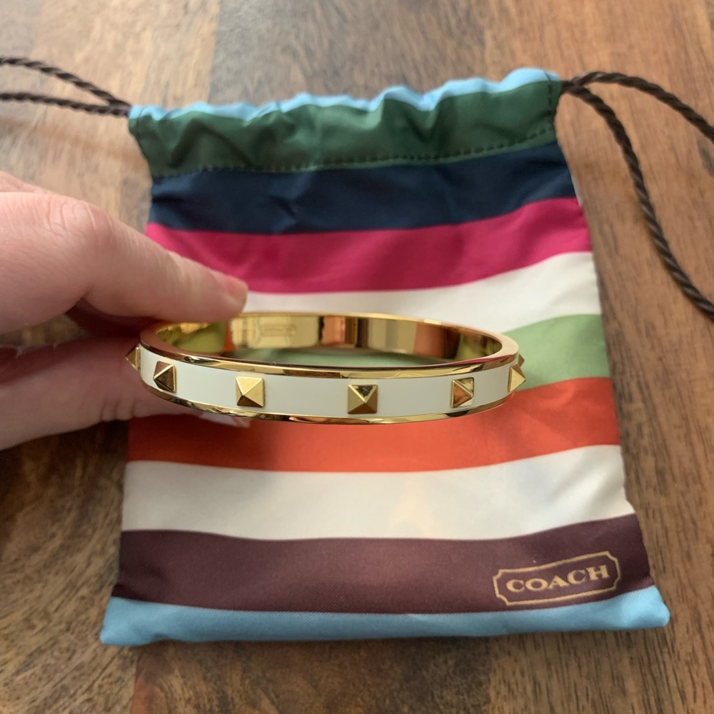 COACH WHITE + GOLD BRACELET